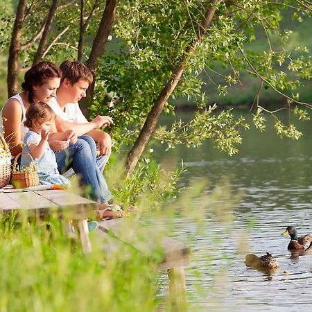 Villa Am See - Naehe Berlin Biesenthal Luaran gambar