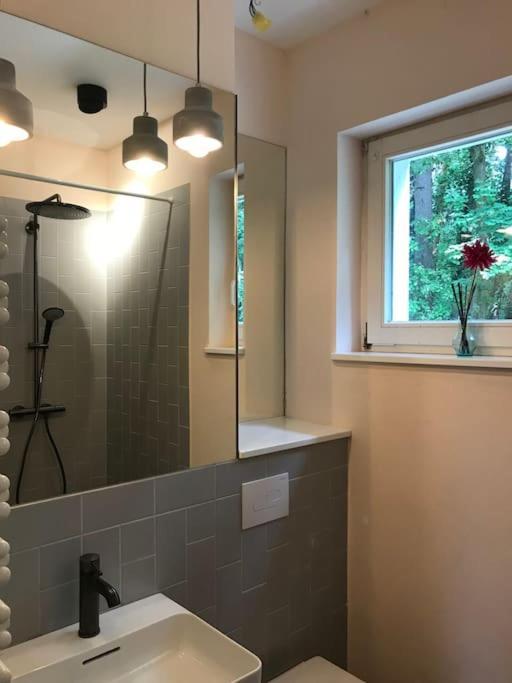 Villa Am See - Naehe Berlin Biesenthal Luaran gambar